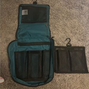 LL Bean Hanging Travel Toiletry Organizing Bag - Vintage 1980s Green